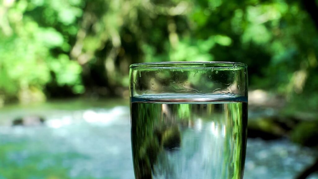 cómo los filtros de agua combaten la contaminación en ríos de el salvador